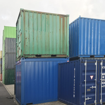 Container 10 pieds en situation de stockage