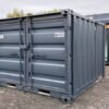 Container de stockage de 8 pieds sur un chantier de construction