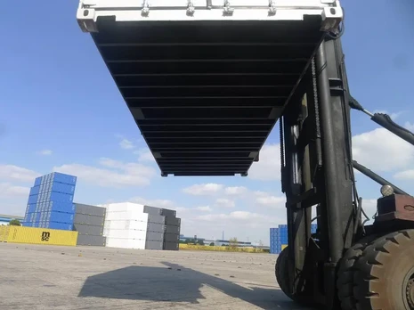 Container de stockage pour fourgon sec de 20 pieds en excellent état.