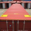 Détail des portes robustes avec crémones du container