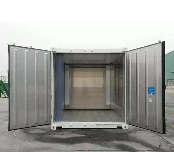 Intérieur du container montrant l'isolation thermique