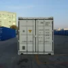 Détail de la porte du container avec les dimensions d'ouverture