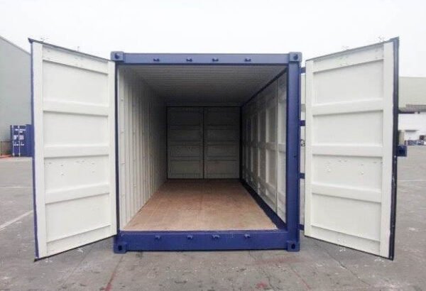 Intérieur spacieux et modulable du container maritime 20 pieds DDSD.