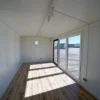 vue intérieure et plancher Module Container Aménagé de 18 m2