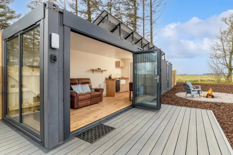 Comment transformer un container en bureau