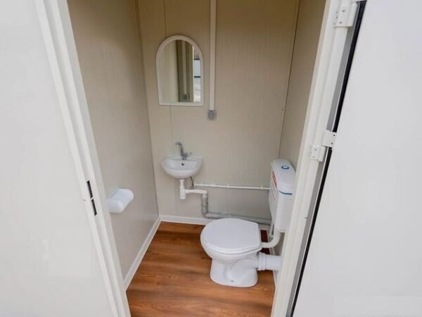 Wc Container habitable isolé avec grandes baies vitrées Wc Container habitable isolé avec grandes baies vitrées