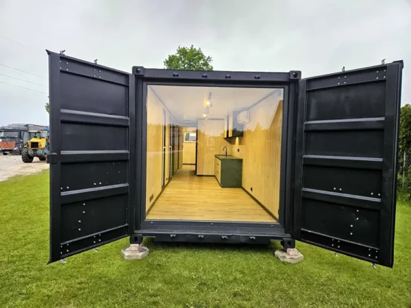 Conteneur habitable aménagé en maison mobile