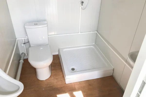 Tiny house conteneur 28,8 m² intérieur douche