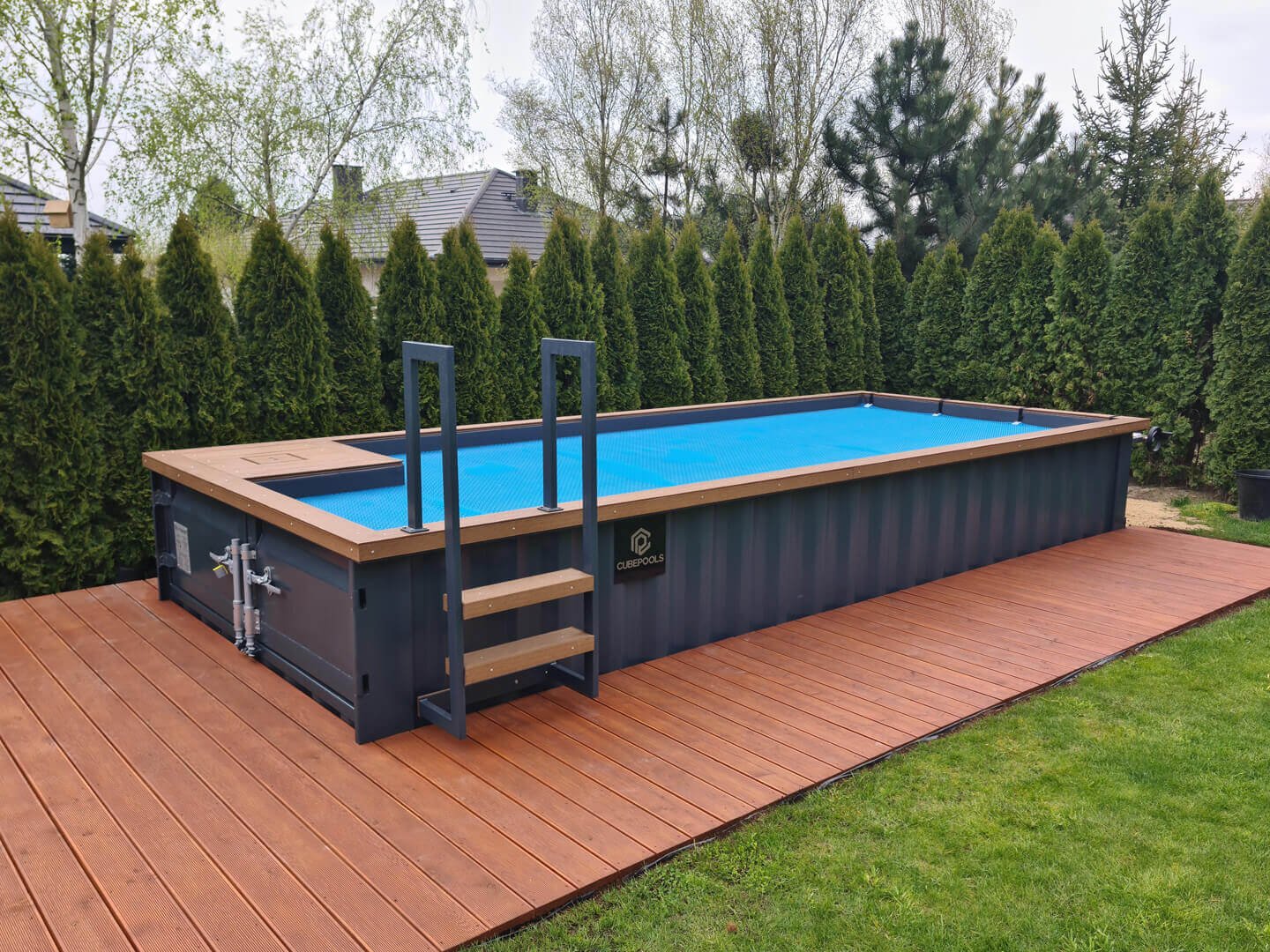 Piscine container : prix 2026, dimensions, hors sol, enterrée, démarches admin.