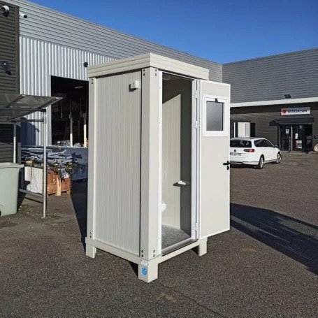 Bloc sanitaire S1 en acier galvanisé RAL 9002 Sanitärblock S1 aus verzinktem Stahl, RAL 9002