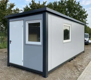Conteneur aménagé 6×2,40 m avec WC douche et kitchenette