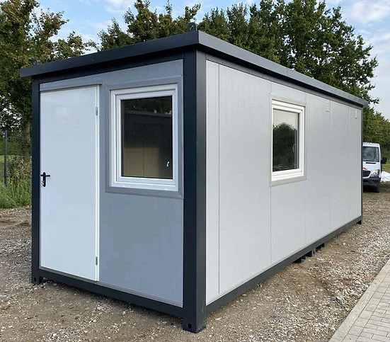 Conteneur aménagé 6×2,40 m avec WC douche et kitchenette Conteneur aménagé 6×2,40 m avec WC douche et kitchenette