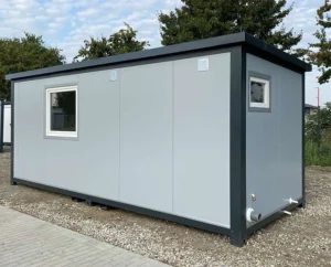 Conteneur bureau 6 x 2,40 m avec WC, douche et kitchenette